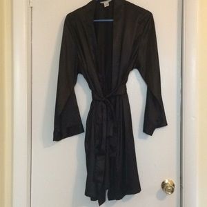 Morgan Taylor Sleek Robe
